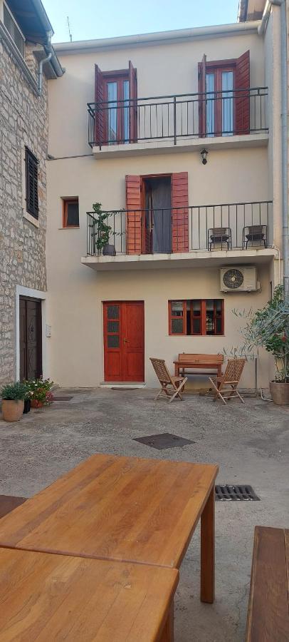 Ana Appartement Sveti Filip i Jakov Buitenkant foto