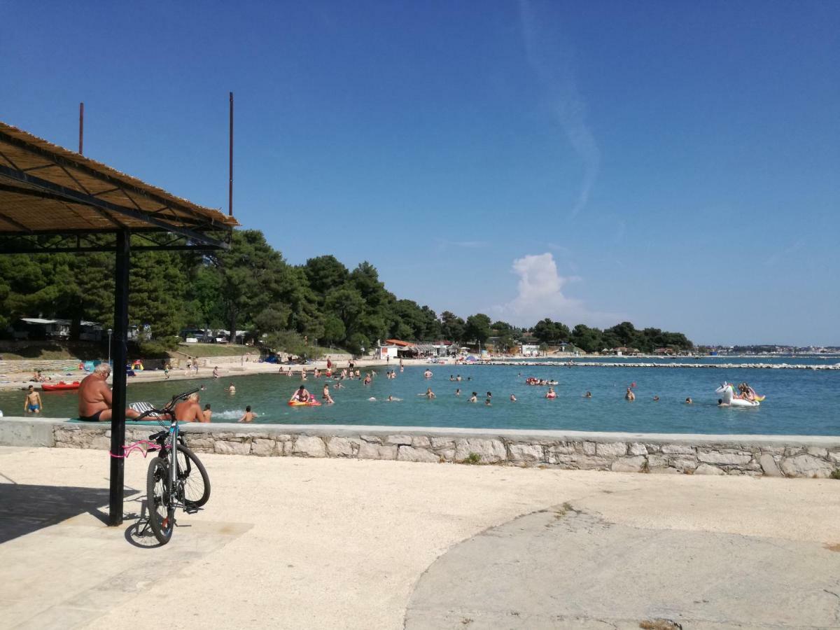 Ana Appartement Sveti Filip i Jakov Buitenkant foto